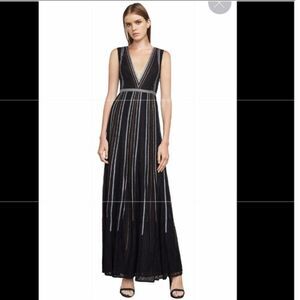 完売間近！【BCBG MAXAZRIA】Crimped Satin Cocktail Dress Bcbgmaxazria Crimped Satin Cocktail Dress – Bluefly
